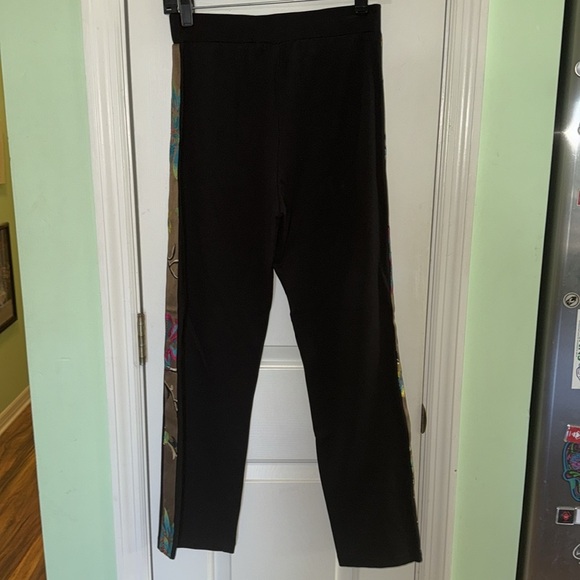 Kalabsha Black Straight Leg Ankle Ponte Pant with Tapestry Side Detail Size Med - Picture 6 of 6